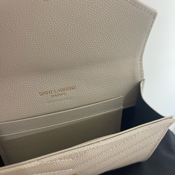 ❌SOLD❌ YSL Envelope Wallet - Picture 9 of 11